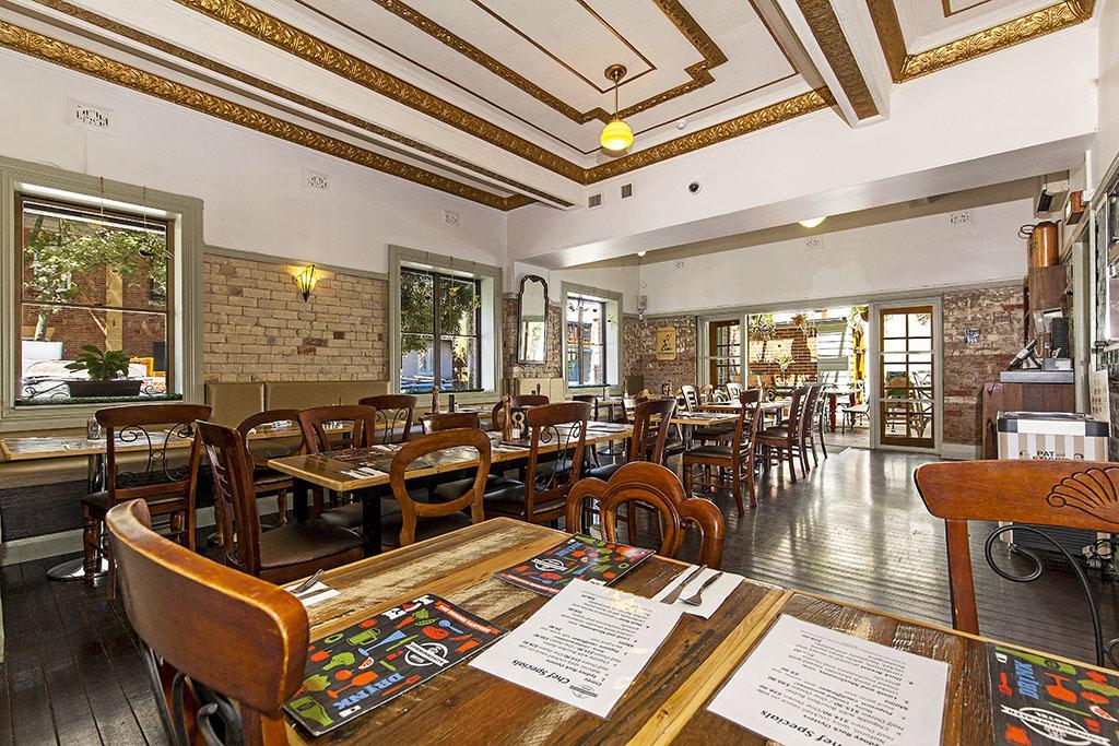 Commonwealth Hotel ニューカッスル エクステリア 写真